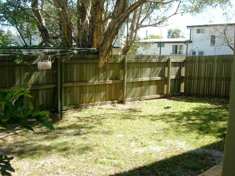 1/6 Indigo Avenue, Rainbow Beach QLD 4581