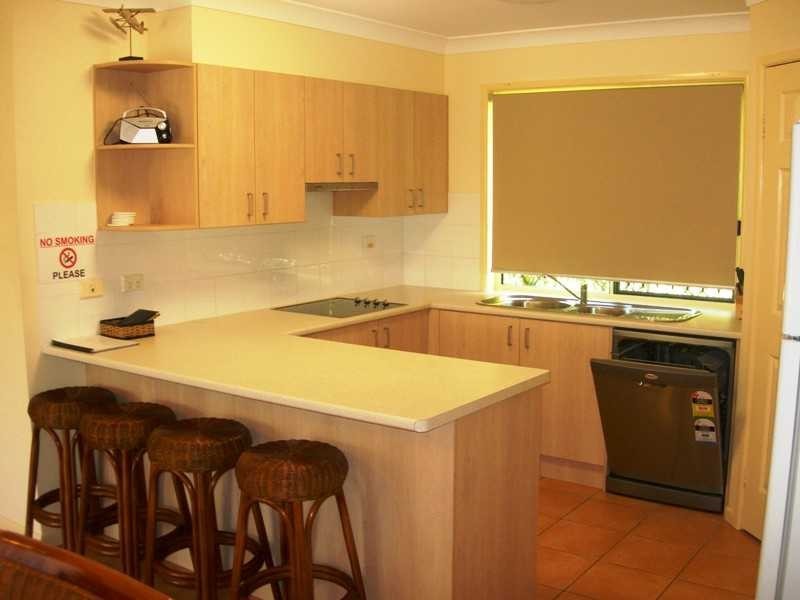 4 Boronia Place, Rainbow Beach QLD 4581