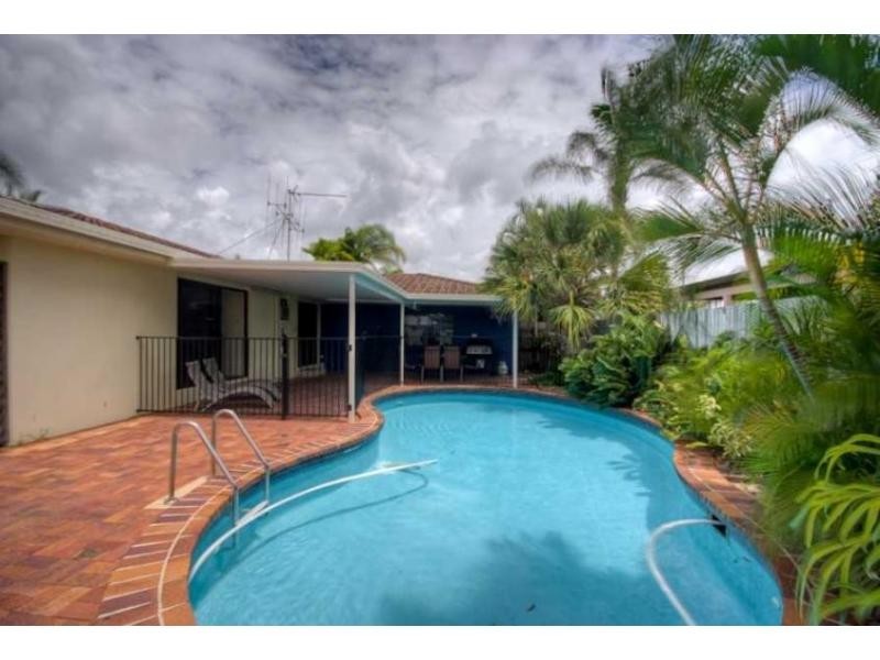 5 Dulkara Court, Rainbow Beach QLD 4581