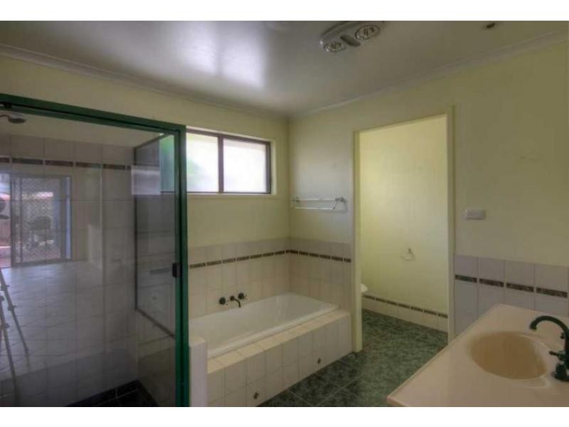 5 Dulkara Court, Rainbow Beach QLD 4581