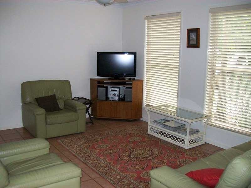 3 Orania Court, Rainbow Beach QLD 4581