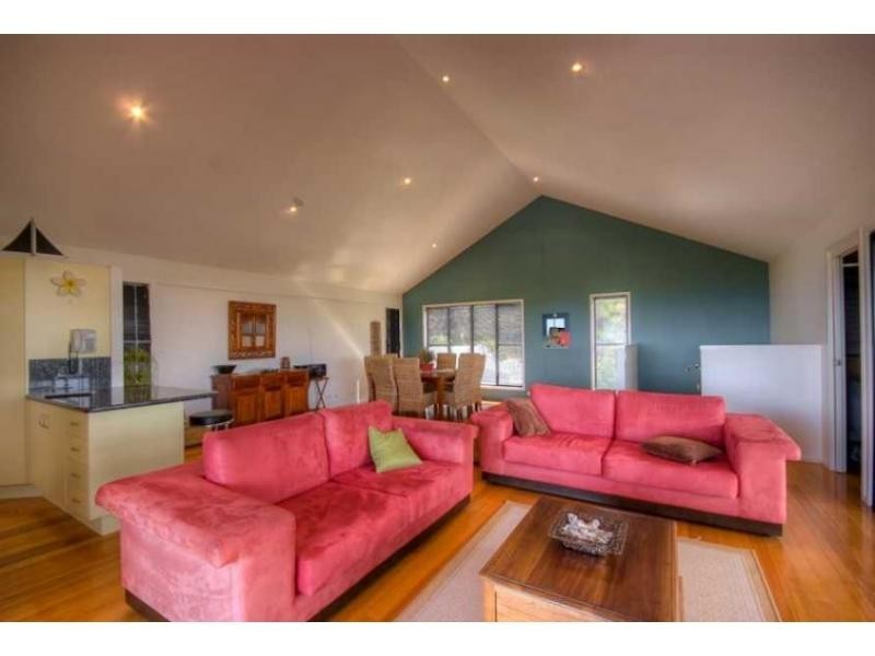 90 Cooloola Drive, Rainbow Beach QLD 4581