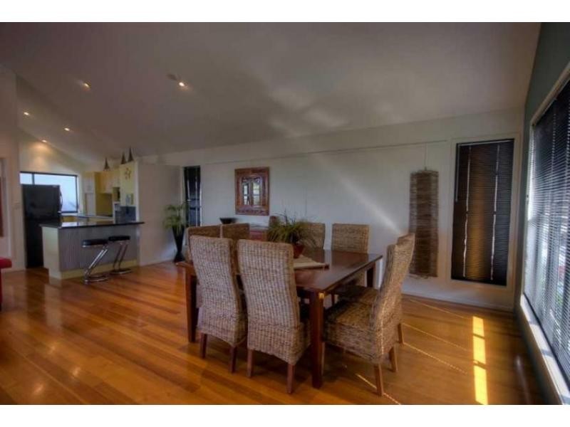 90 Cooloola Drive, Rainbow Beach QLD 4581