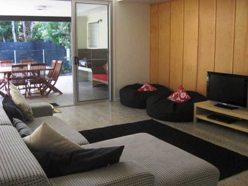 11 Ibis Court, Rainbow Beach QLD 4581