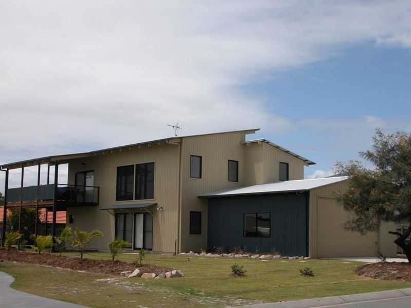 35 Cypress Avenue, Rainbow Beach QLD 4581