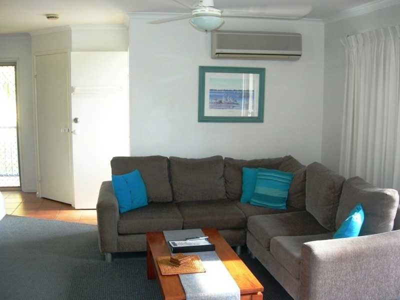 Unit 18/4 Double Island Drive, Rainbow Beach QLD 4581