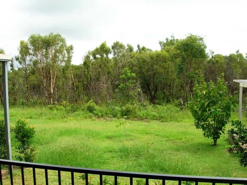 8 Carlo Road, Rainbow Beach QLD 4581