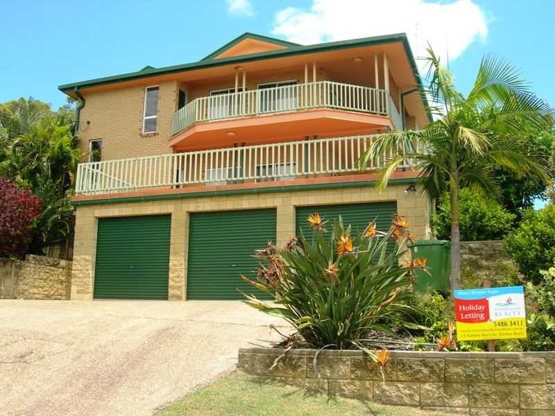 2/100 Cooloola Drive, Rainbow Beach QLD 4581
