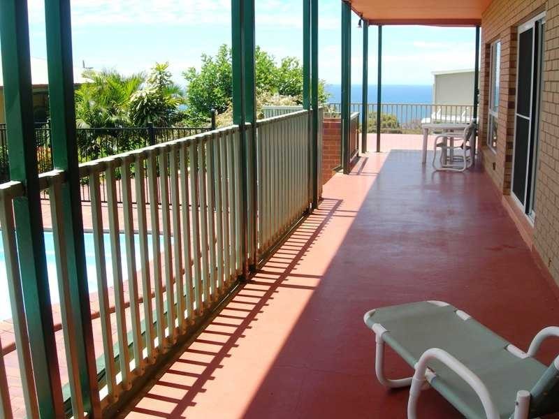 2/100 Cooloola Drive, Rainbow Beach QLD 4581