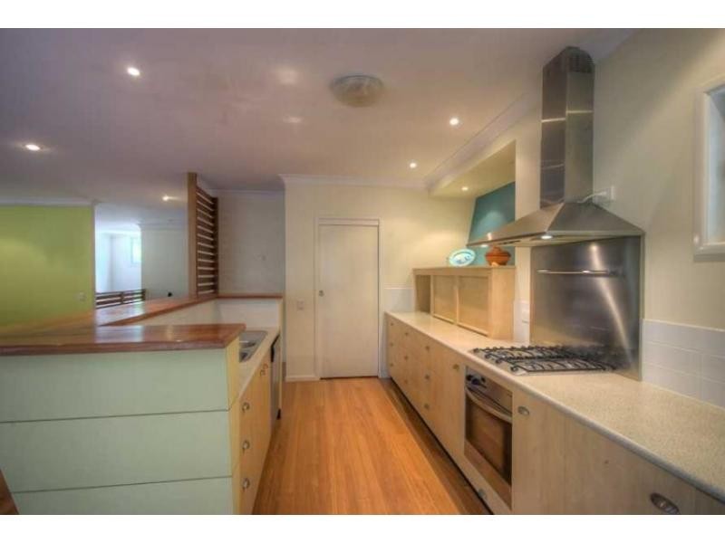 11 Belle Court, Rainbow Beach QLD 4581