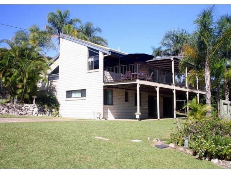 40 Rumbalara Avenue, Rainbow Beach QLD 4581