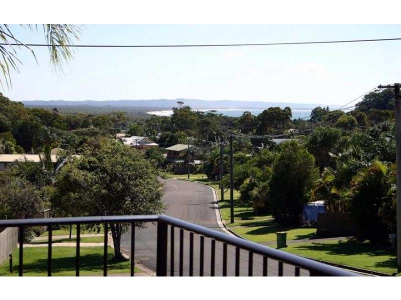 40 Rumbalara Avenue, Rainbow Beach QLD 4581