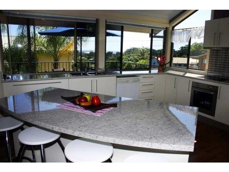 40 Rumbalara Avenue, Rainbow Beach QLD 4581