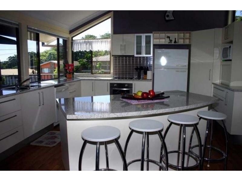 40 Rumbalara Avenue, Rainbow Beach QLD 4581