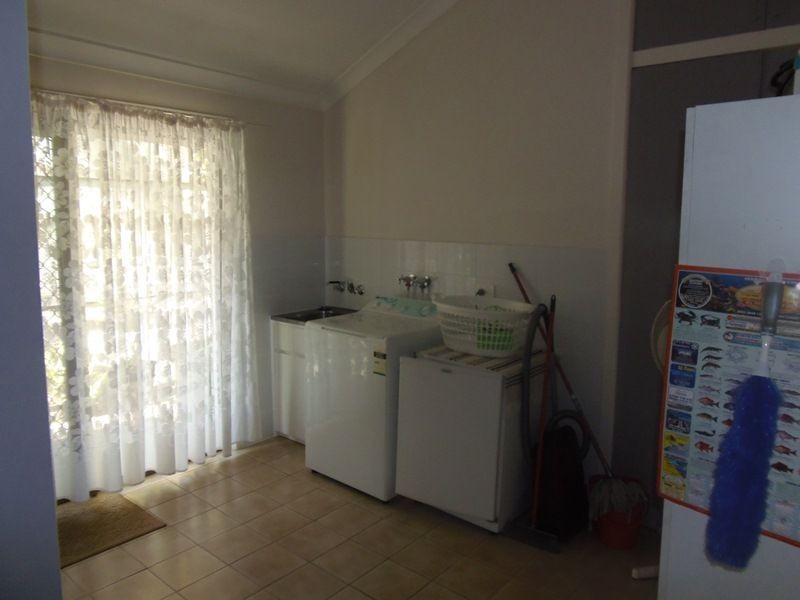 40 Rumbalara Avenue, Rainbow Beach QLD 4581