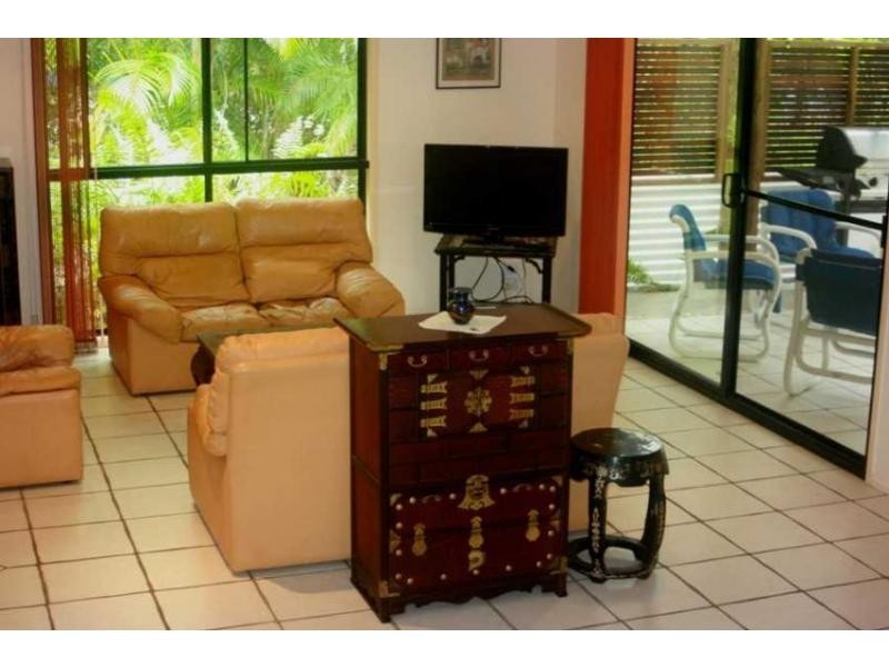 2 Orania Court, Rainbow Beach QLD 4581