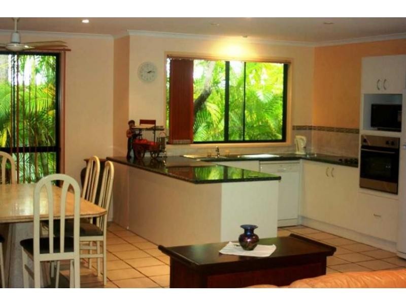 2 Orania Court, Rainbow Beach QLD 4581