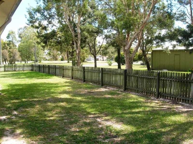 5 Kurana Street, Rainbow Beach QLD 4581