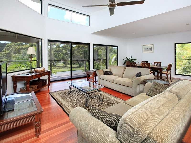 54 Manooka Drive, Rainbow Beach QLD 4581