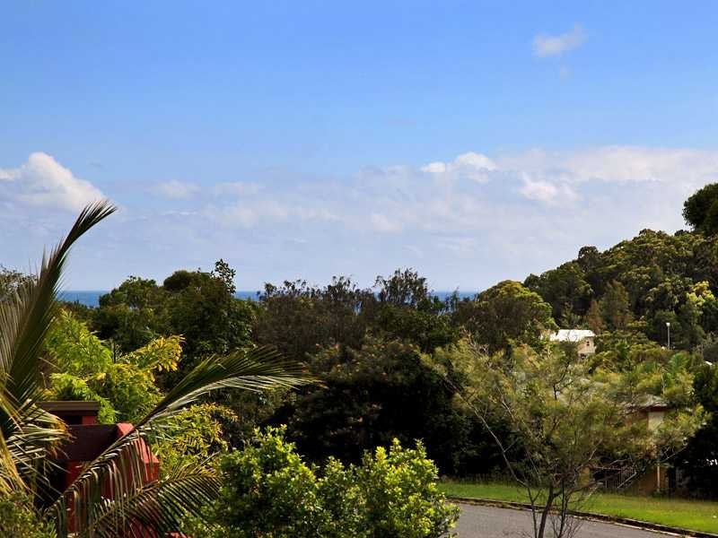 54 Manooka Drive, Rainbow Beach QLD 4581