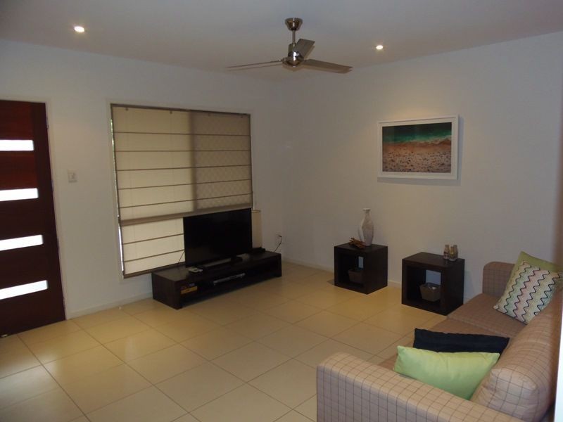 4/7 Spectrum Street, Rainbow Beach QLD 4581