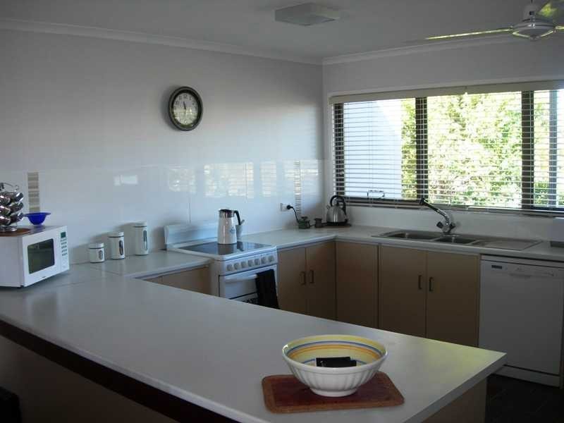 27 Bombala Crescent, Rainbow Beach QLD 4581