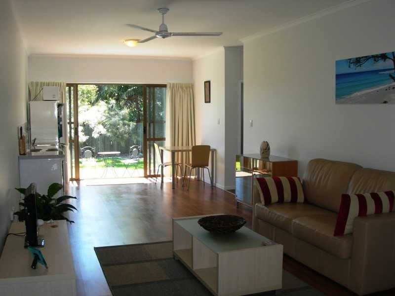 27 Bombala Crescent, Rainbow Beach QLD 4581