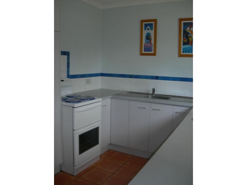 Unit 1/15 Rumbalara Avenue, Rainbow Beach QLD 4581