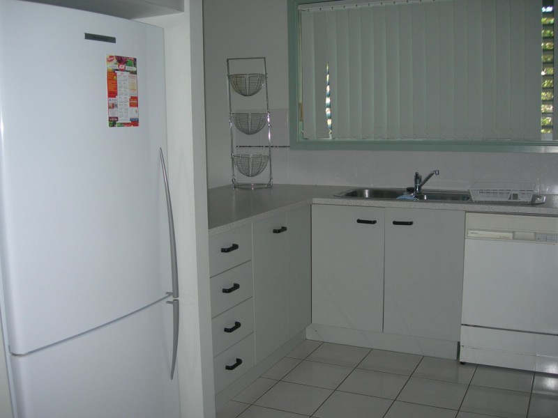 Unit 3/48 Manooka Drive, Rainbow Beach QLD 4581