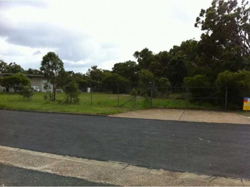 5 Goondi Street, Rainbow Beach QLD 4581