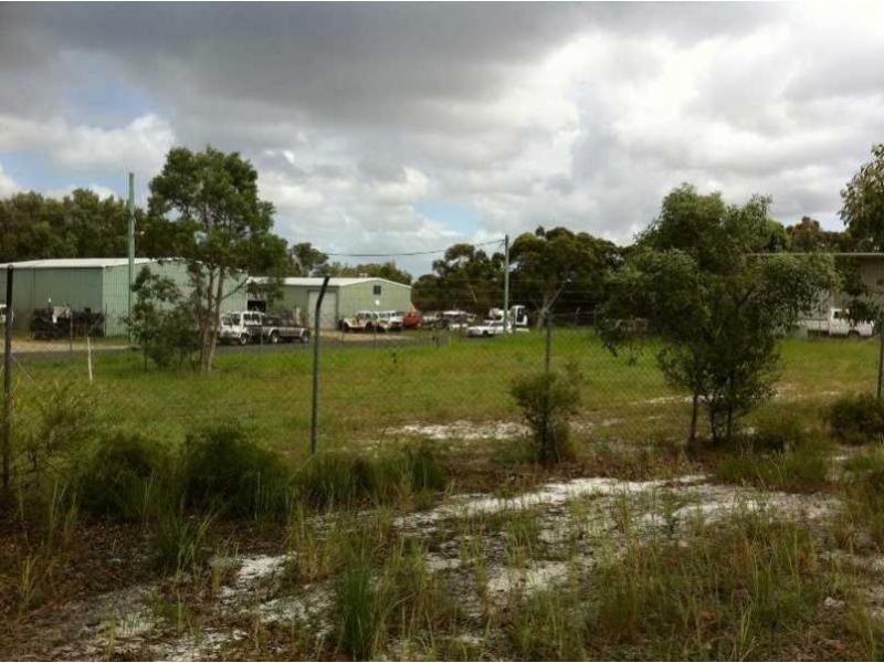 5 Goondi Street, Rainbow Beach QLD 4581