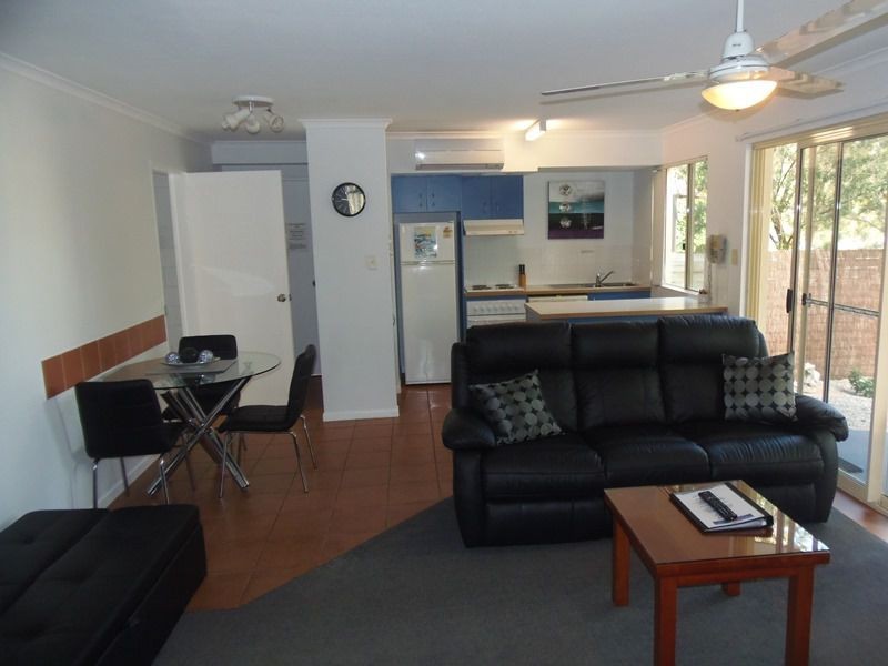 Unit 16/4 Double Island Drive, Rainbow Beach QLD 4581