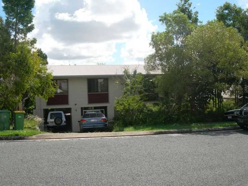 4 Bombala Crescent, Rainbow Beach QLD 4581