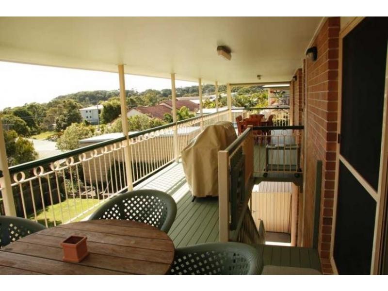 29 Manooka Drive, Rainbow Beach QLD 4581