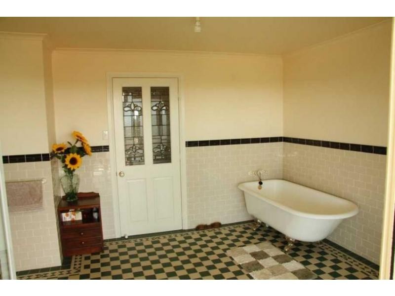 29 Manooka Drive, Rainbow Beach QLD 4581