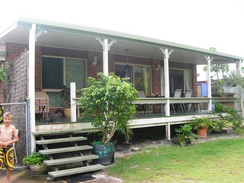 49 Bombala Crescent, Rainbow Beach QLD 4581