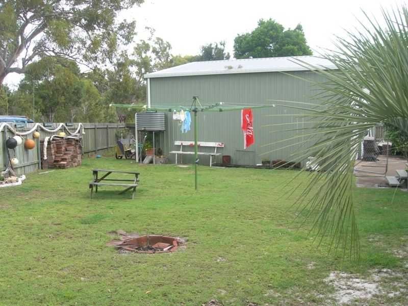 49 Bombala Crescent, Rainbow Beach QLD 4581