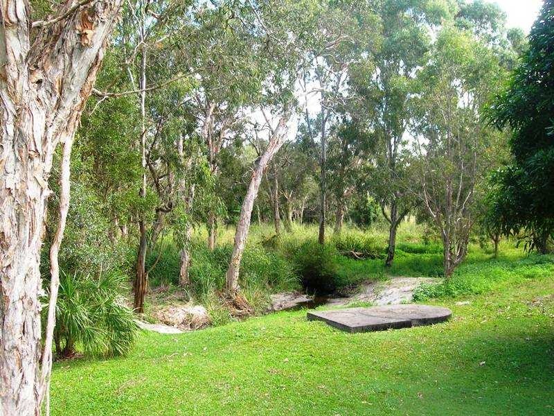 8 Zircon Street, Rainbow Beach QLD 4581