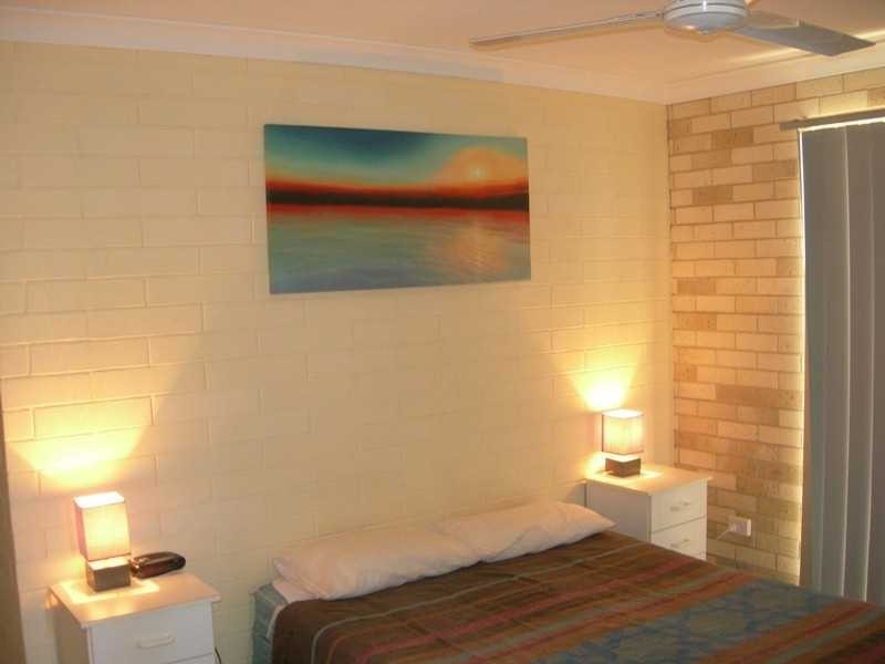 9 Kurana Street, Rainbow Beach QLD 4581