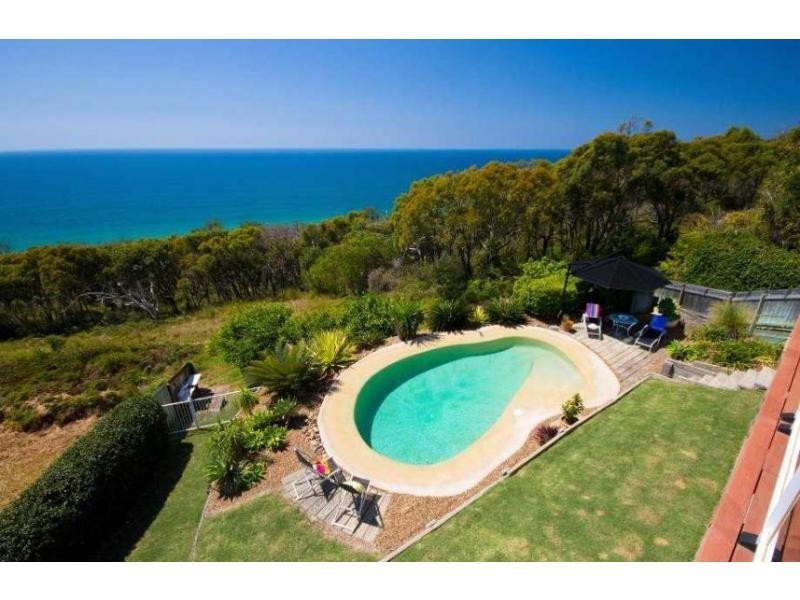 77 Cooloola Drive, Rainbow Beach QLD 4581