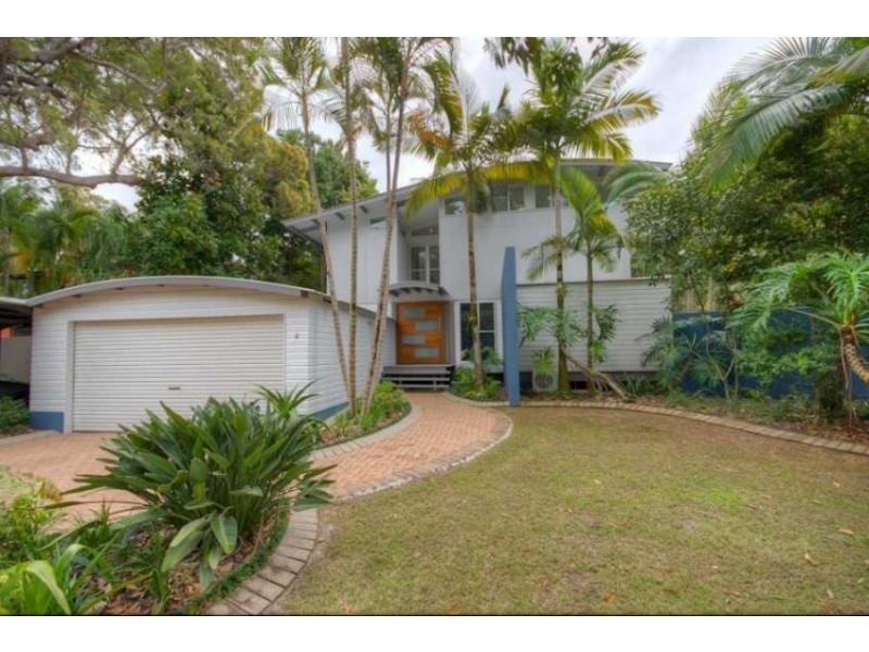 2 Satinwood Drive, Rainbow Beach QLD 4581