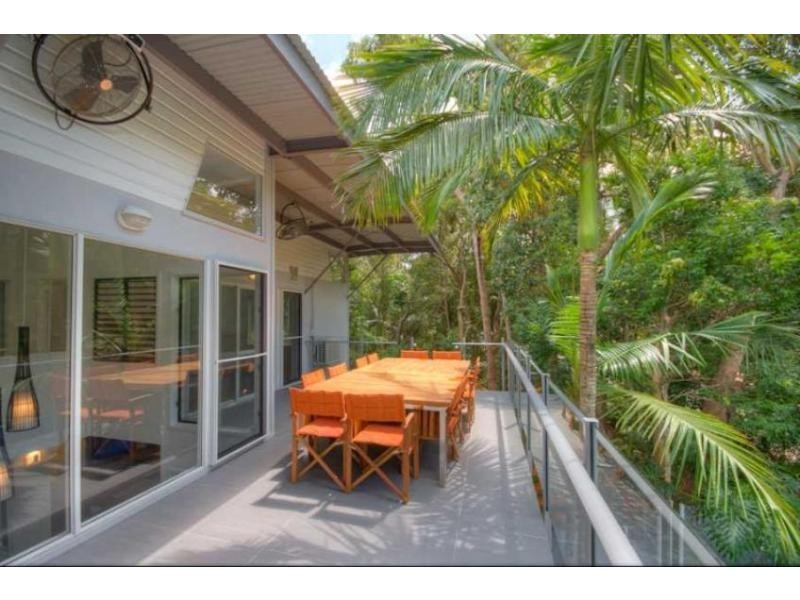 2 Satinwood Drive, Rainbow Beach QLD 4581