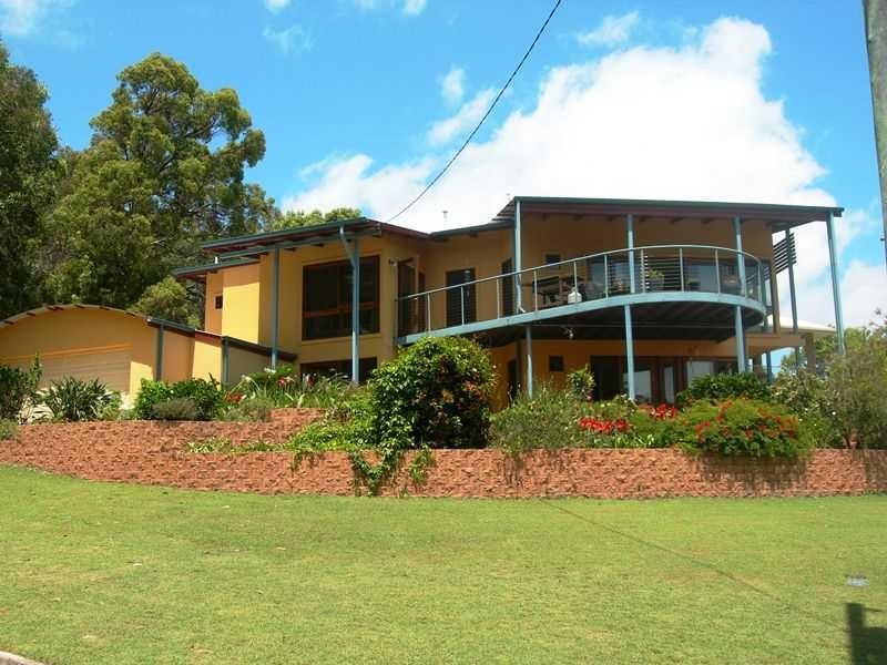 54 Rumbalara Avenue, Rainbow Beach QLD 4581