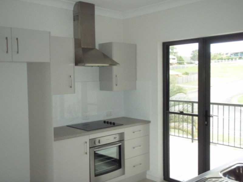 Unit 1/10 Carlo Road, Rainbow Beach QLD 4581