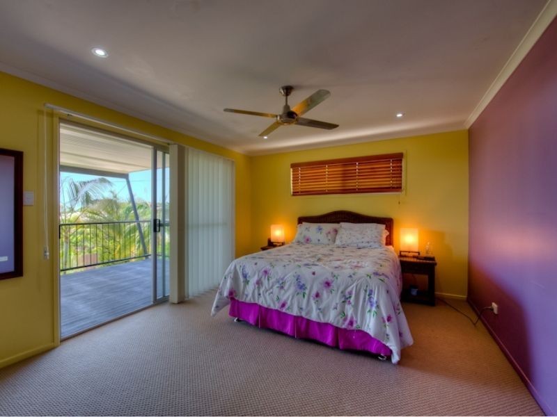 35 Manooka Drive, Rainbow Beach QLD 4581