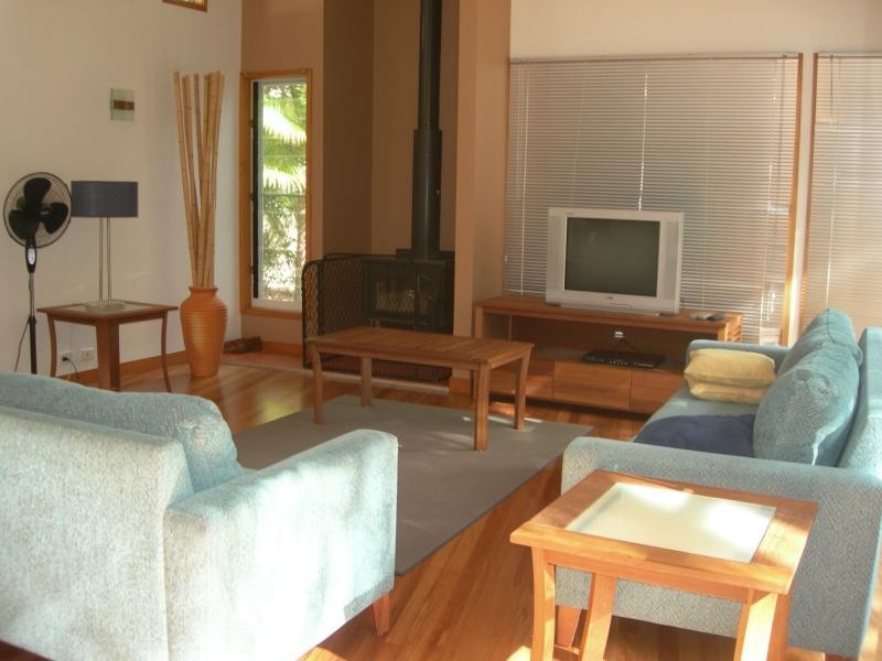 8 Satinwood Road, Rainbow Beach QLD 4581