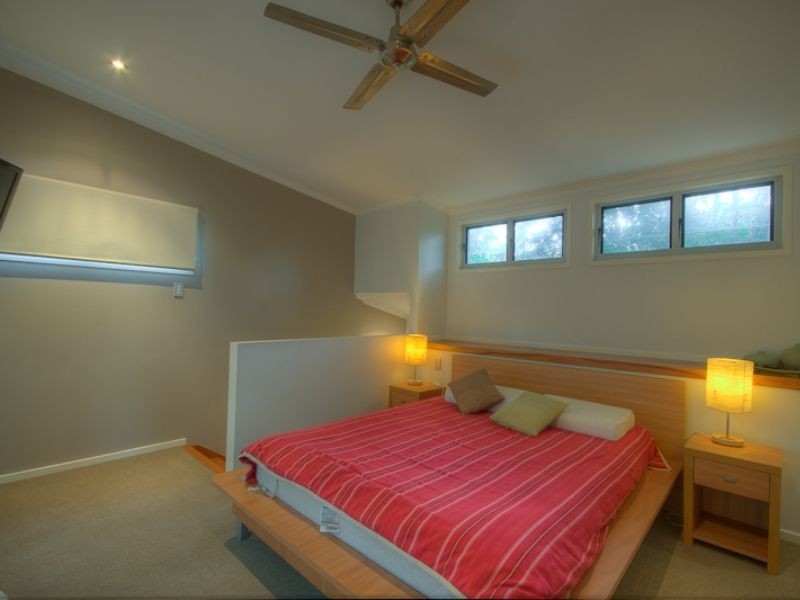 18 Orania Court, Rainbow Beach QLD 4581