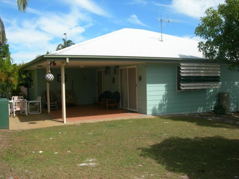7 Tingira Close, Rainbow Beach QLD 4581