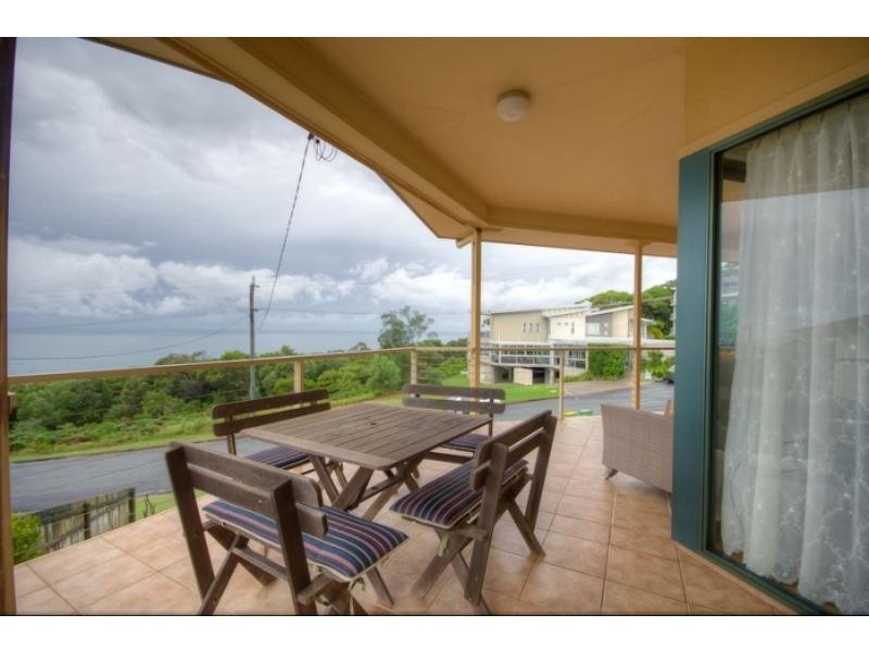 98 Cooloola Drive, Rainbow Beach QLD 4581