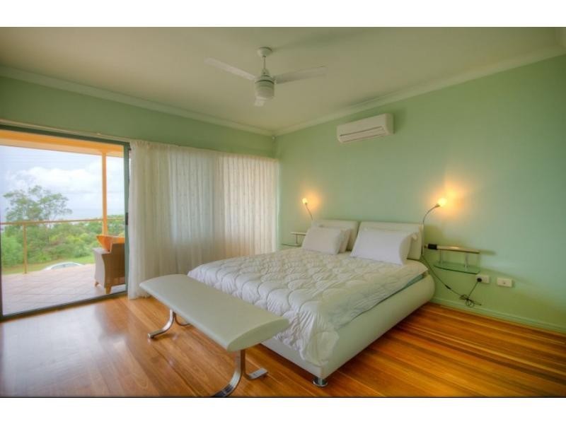 98 Cooloola Drive, Rainbow Beach QLD 4581